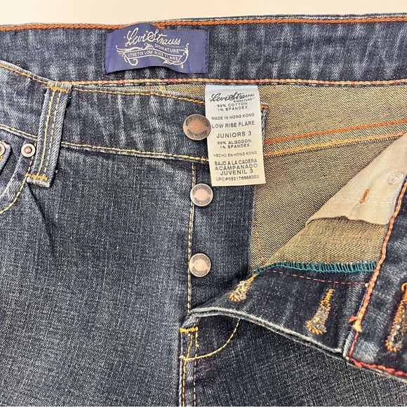 Levi’s Signature Stretch Low Rise Flare Jeans Juniors Size 3 EUC - Picture 5 of 5